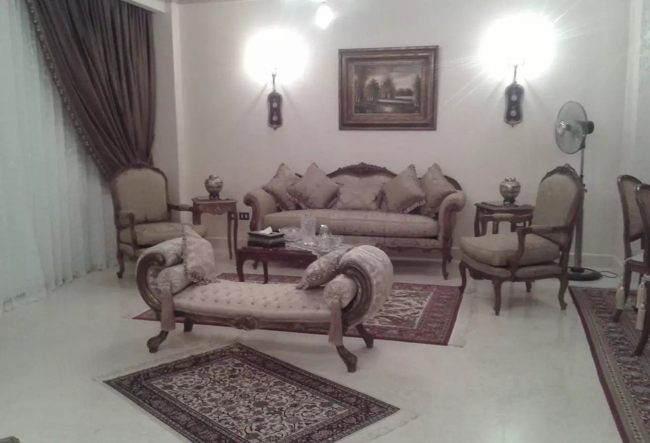 شقة للبيع 230 متر