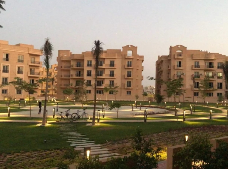 شقة للبيع بالتقسيط بجوار نادي الصيد _للتسليم فوري