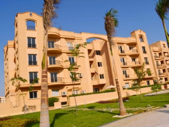 شقة للبيع بحديقة في اكتوبر بالتقسيط على 9 سنوات