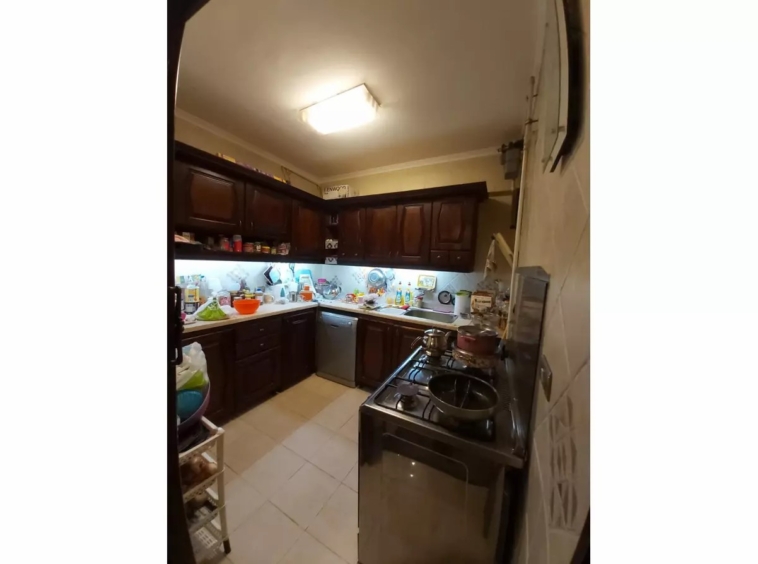 شقة للبيع فى بيفرلي هيلز الشيخ زايد