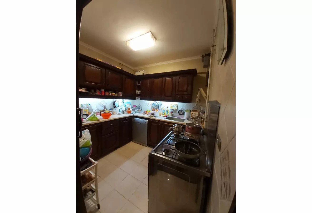 شقة للبيع فى بيفرلي هيلز الشيخ زايد