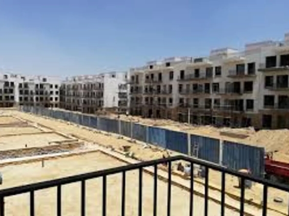 شقة للبيع في بيفرلي هيلز 1100