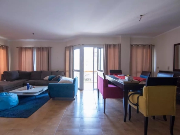 شقة للبيع في بيفرلي هيلز 1500