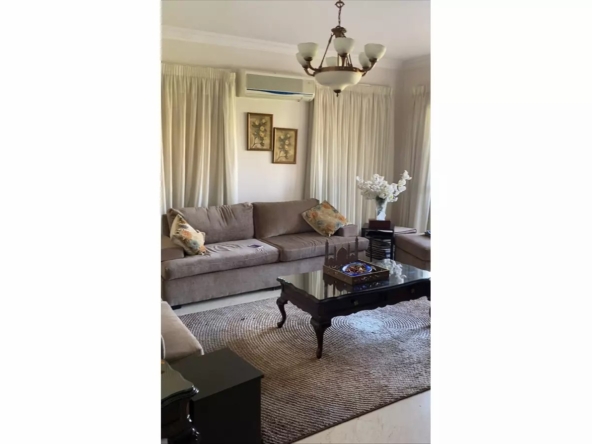 شقه للبيع فى كومبوند بيفرلي هيلز