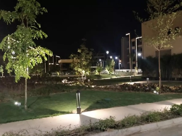 شقه في كمبوند ميدتاون 250