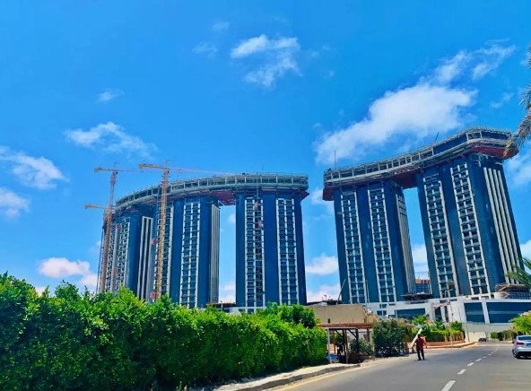 للبيع فى نورث ايدج تاورز